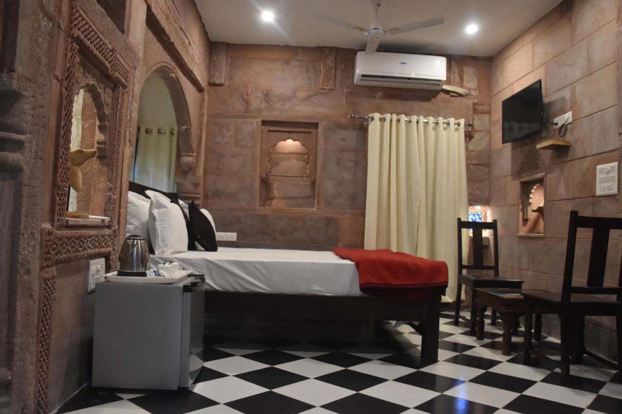 The Kutumb Villa - A Heritage Home Stay Jodhpur  Bagian luar foto
